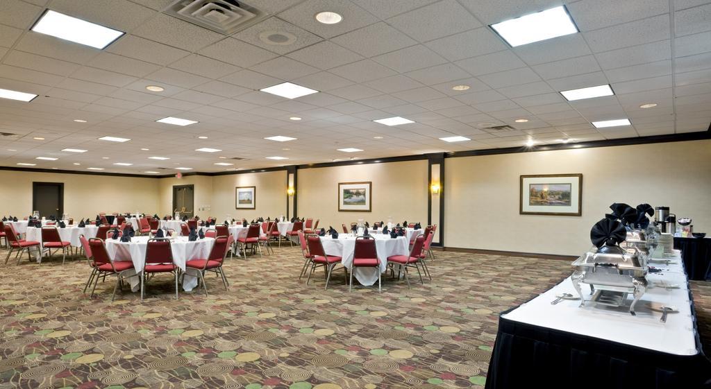 Holiday Inn Olathe Medical Center Étterem fotó